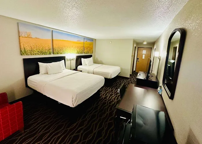 Days & By Wyndham Motel