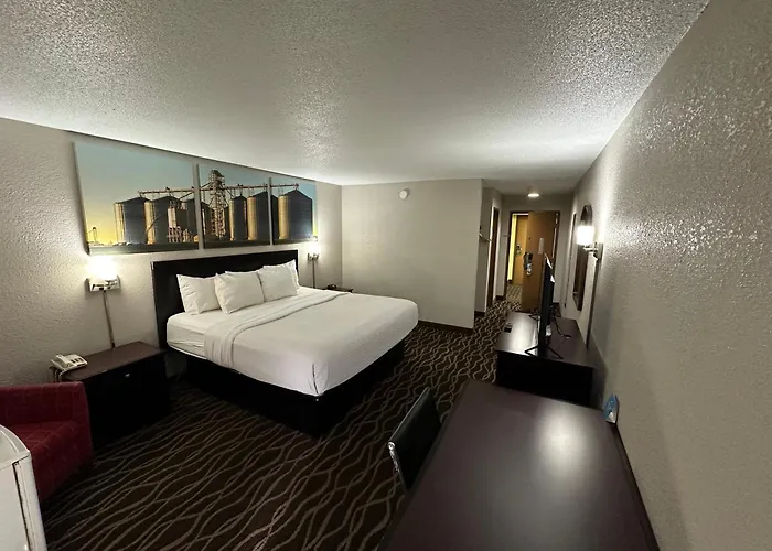 Motel Days & By Wyndham 2*