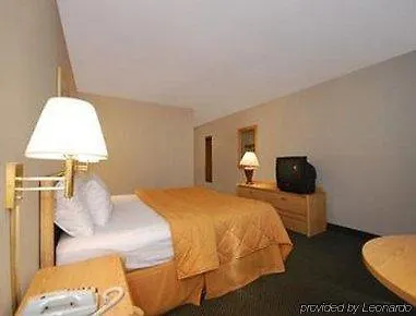 Days & By Wyndham Motel
