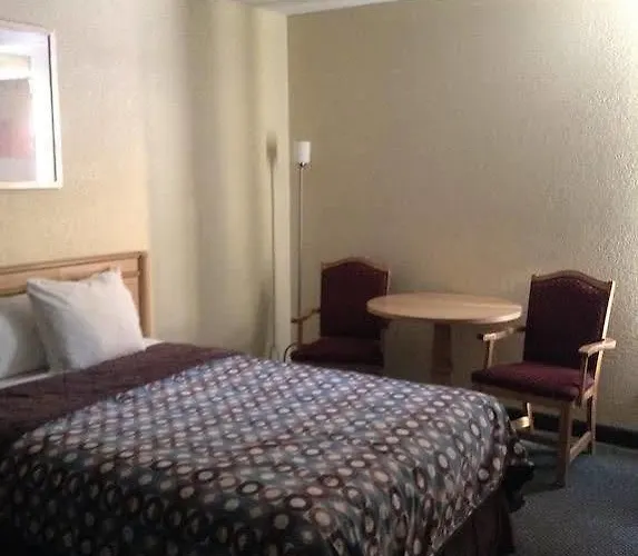 Motel Days & By Wyndham
